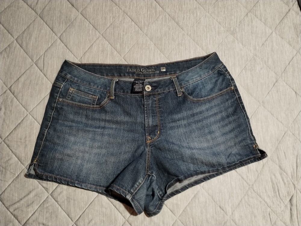 Faded Glory Denim Shorts True Blue Stretch Women's Size 16